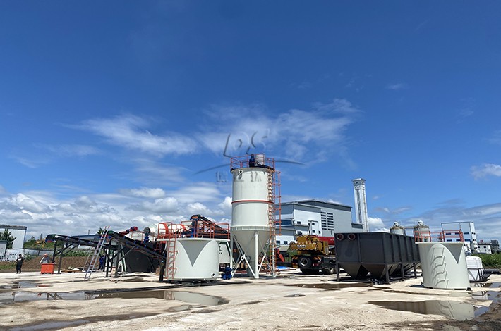 土壤淋洗設(shè)備運行現(xiàn)場